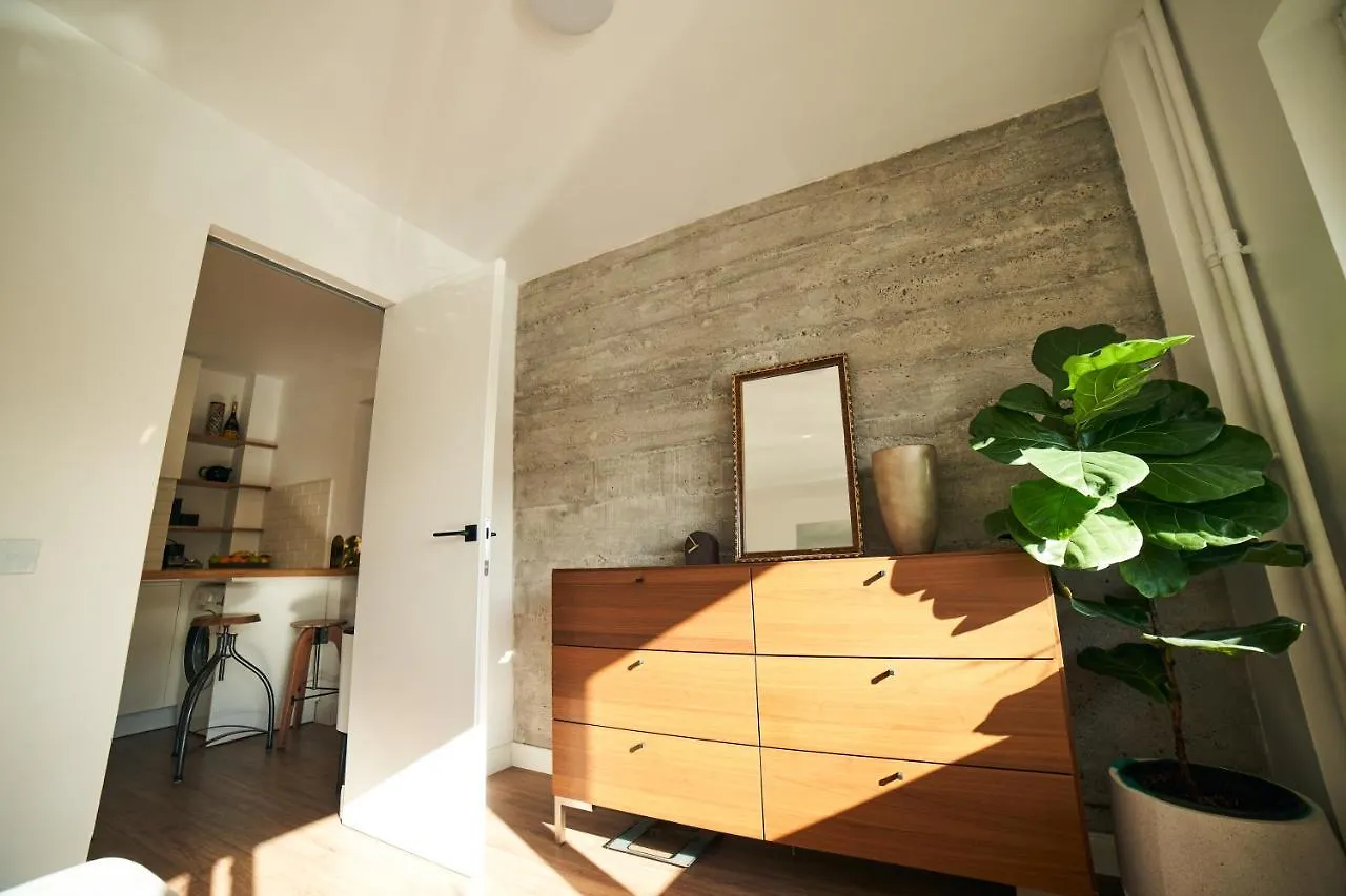 Ultracentral Two Rooms Apartment In Bucharest
